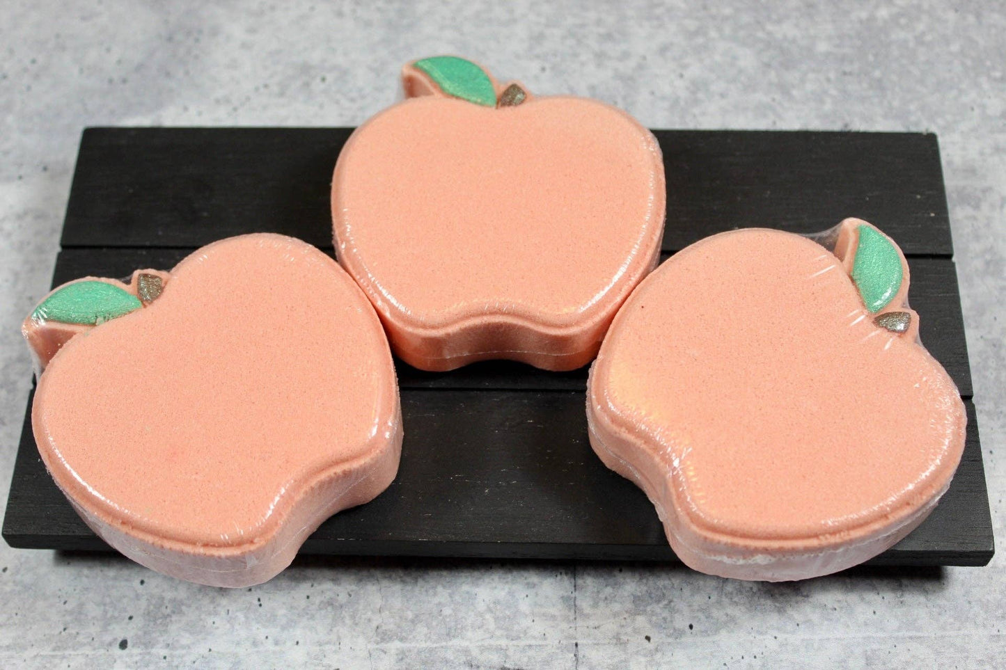 Bath bomb - 5 oz - Country Apple
