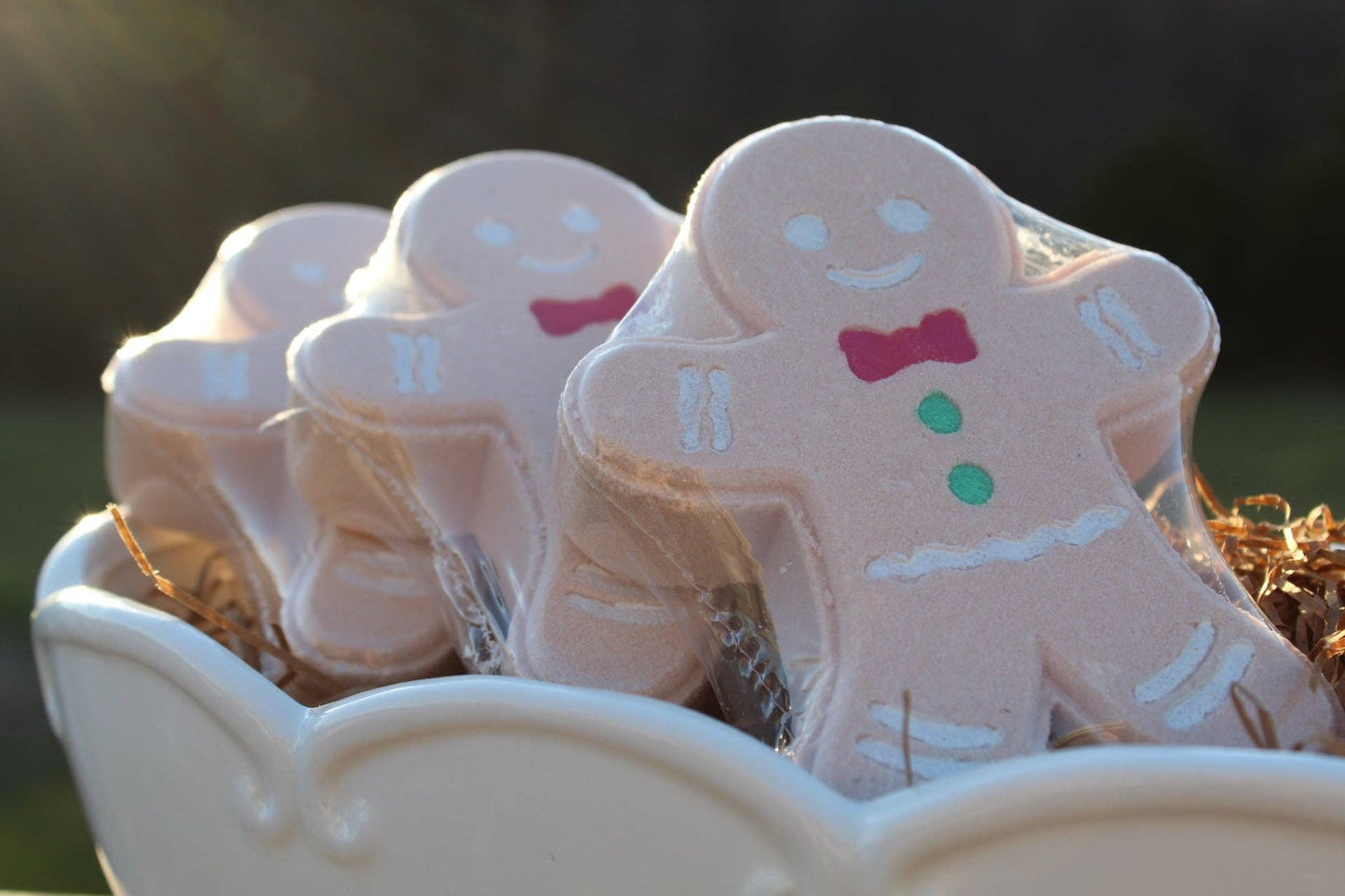 Bath bomb - 6 oz - Gingerbread