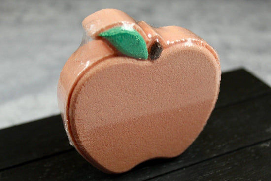 Bath bomb - 5 oz - Country Apple