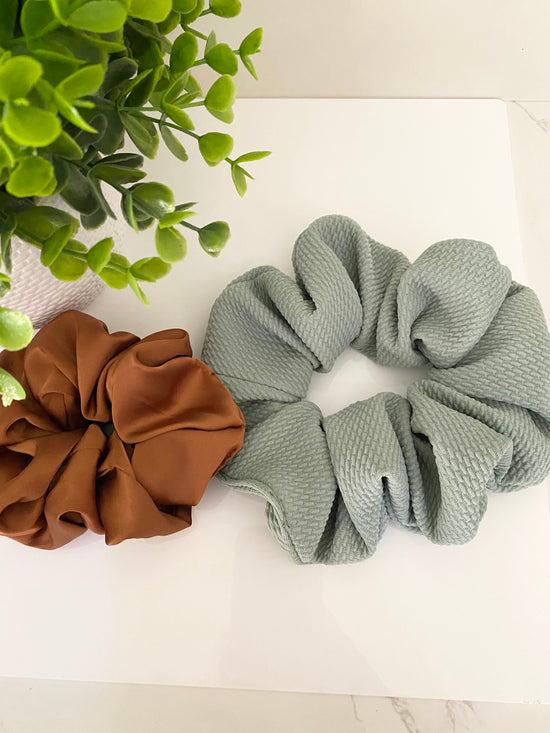 Sage Bullet Scrunchie (Large)